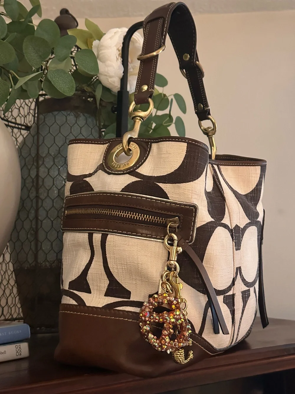 VINTAGE Y2K Coach Carly Hobo Bag – Rare Giant C Brown & Cream Linen #7473